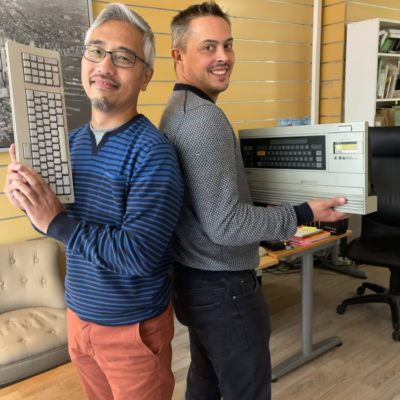 Appelez nous ! Appelez nous !